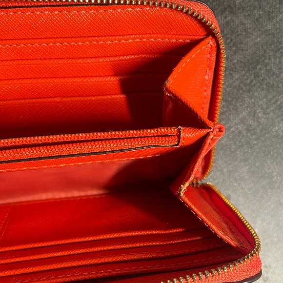 Coach Vibrant Red Leather Wristlet - Picture 4 of 6